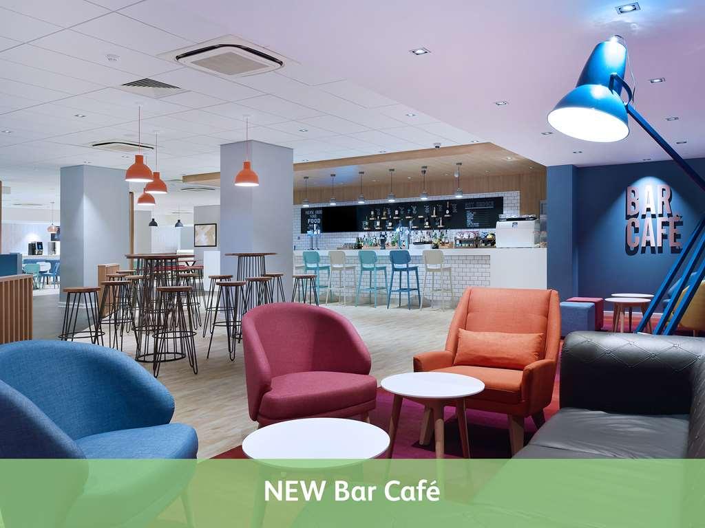 Mercure London Gatwick Airport Horley Étterem fotó