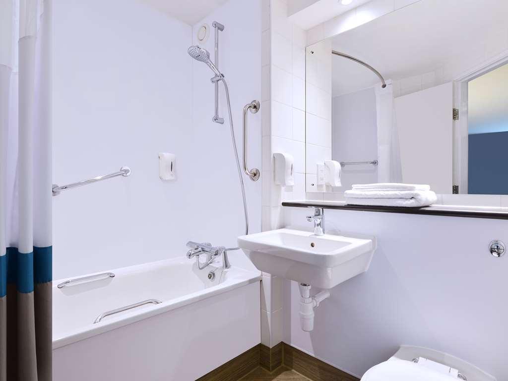 Mercure London Gatwick Airport Horley Szoba fotó