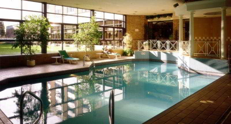 Mercure London Gatwick Airport Horley Kültér fotó
