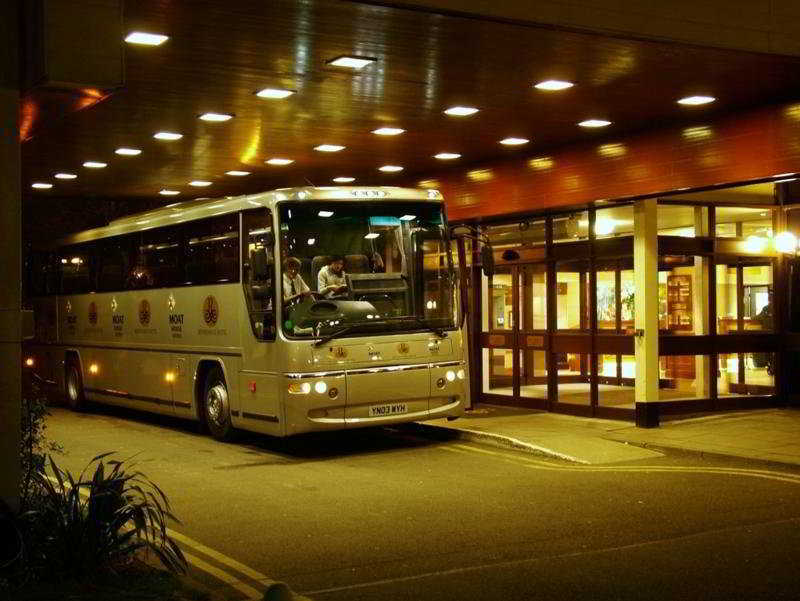 Mercure London Gatwick Airport Horley Kültér fotó