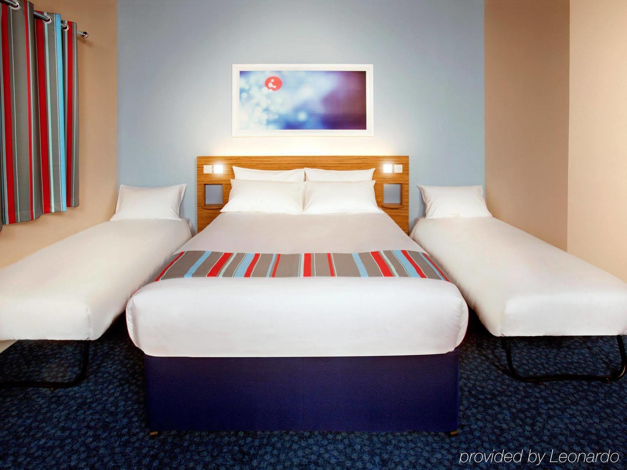 Mercure London Gatwick Airport Horley Kültér fotó