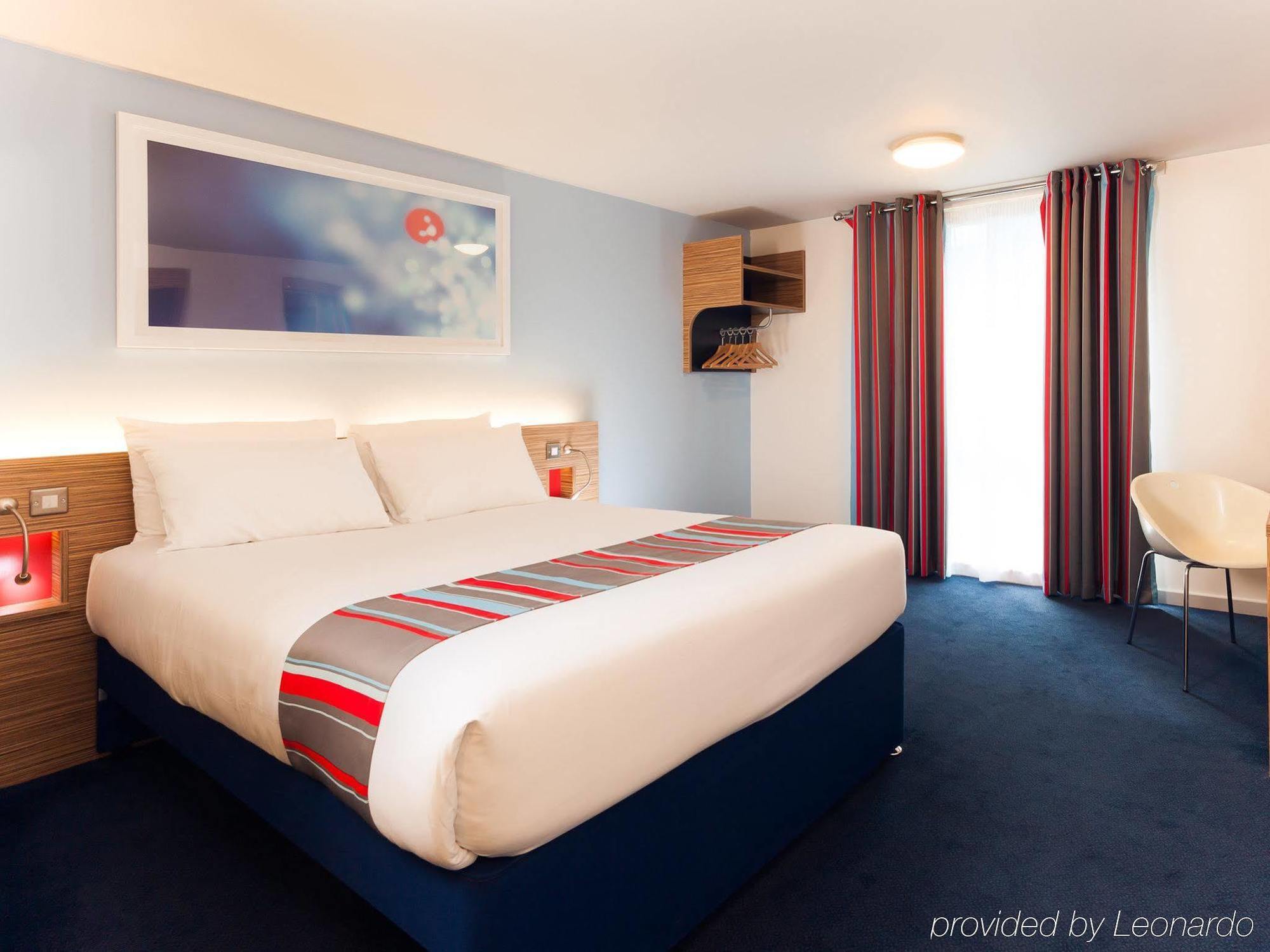 Mercure London Gatwick Airport Horley Kültér fotó
