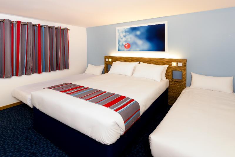 Mercure London Gatwick Airport Horley Kültér fotó